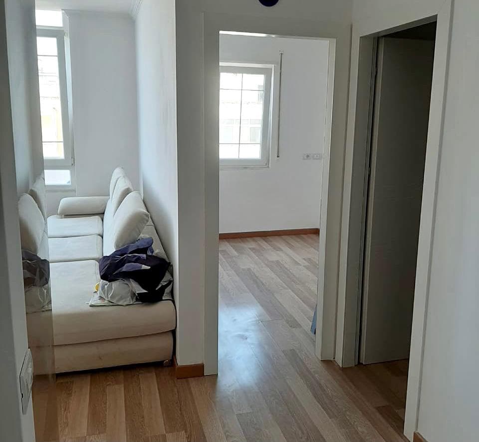 SHITET APARTAMENT 2+1 PRANE UJESJELLESIT, DURRES. 3