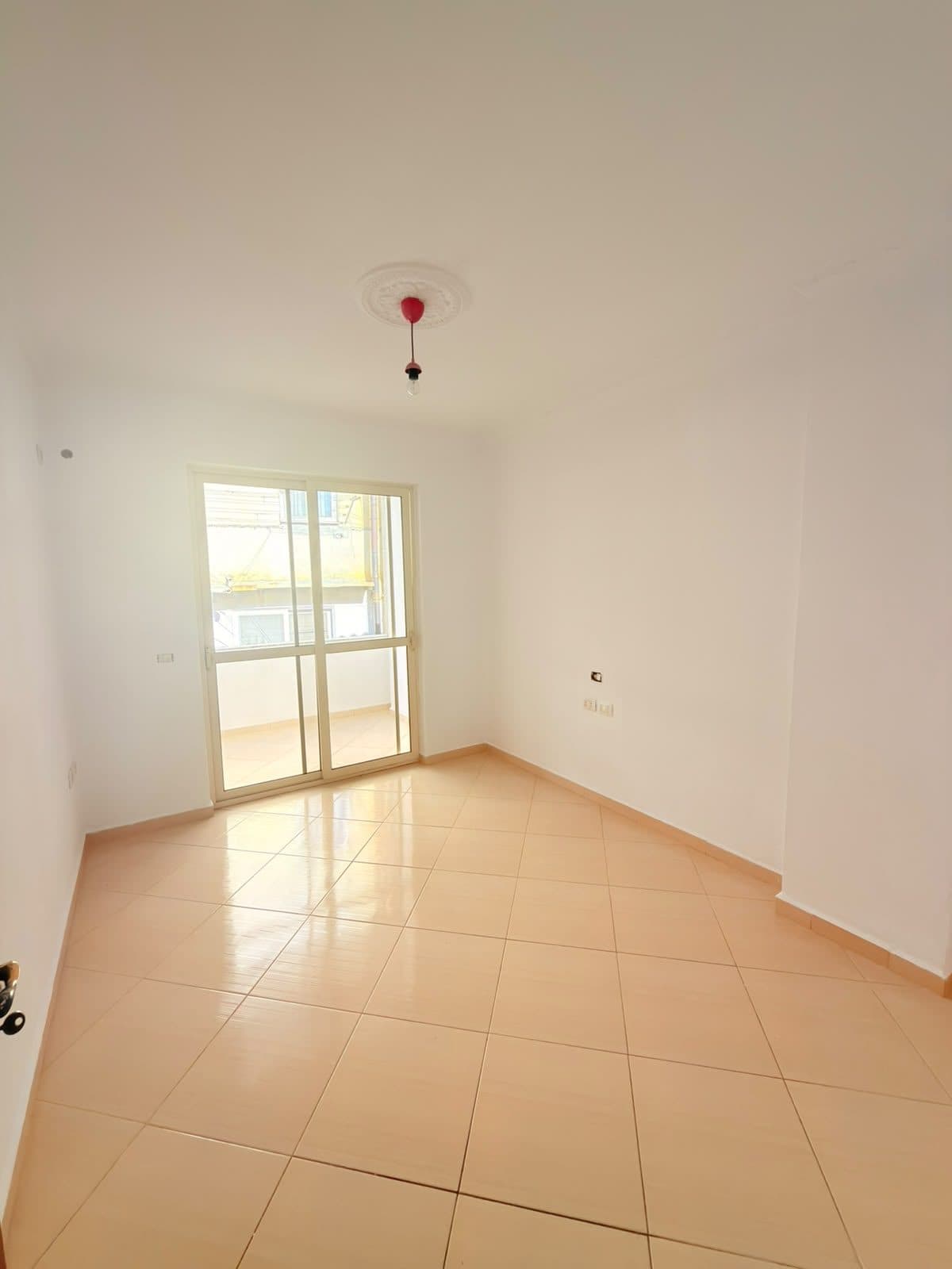 SHITET APARTAMENT 3+1+2 NE ZONEN E SHKOZETIT, DURRES 3