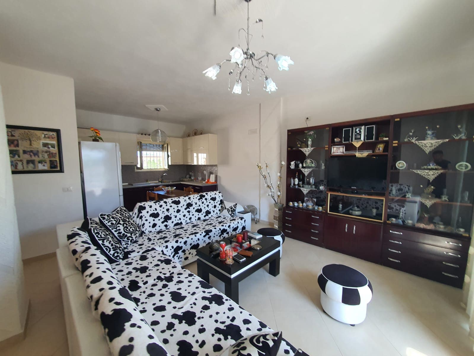 JEPET ME QERA VILE,PRANE GJYKATES APELIT,SHKOZET,DURRES. 3