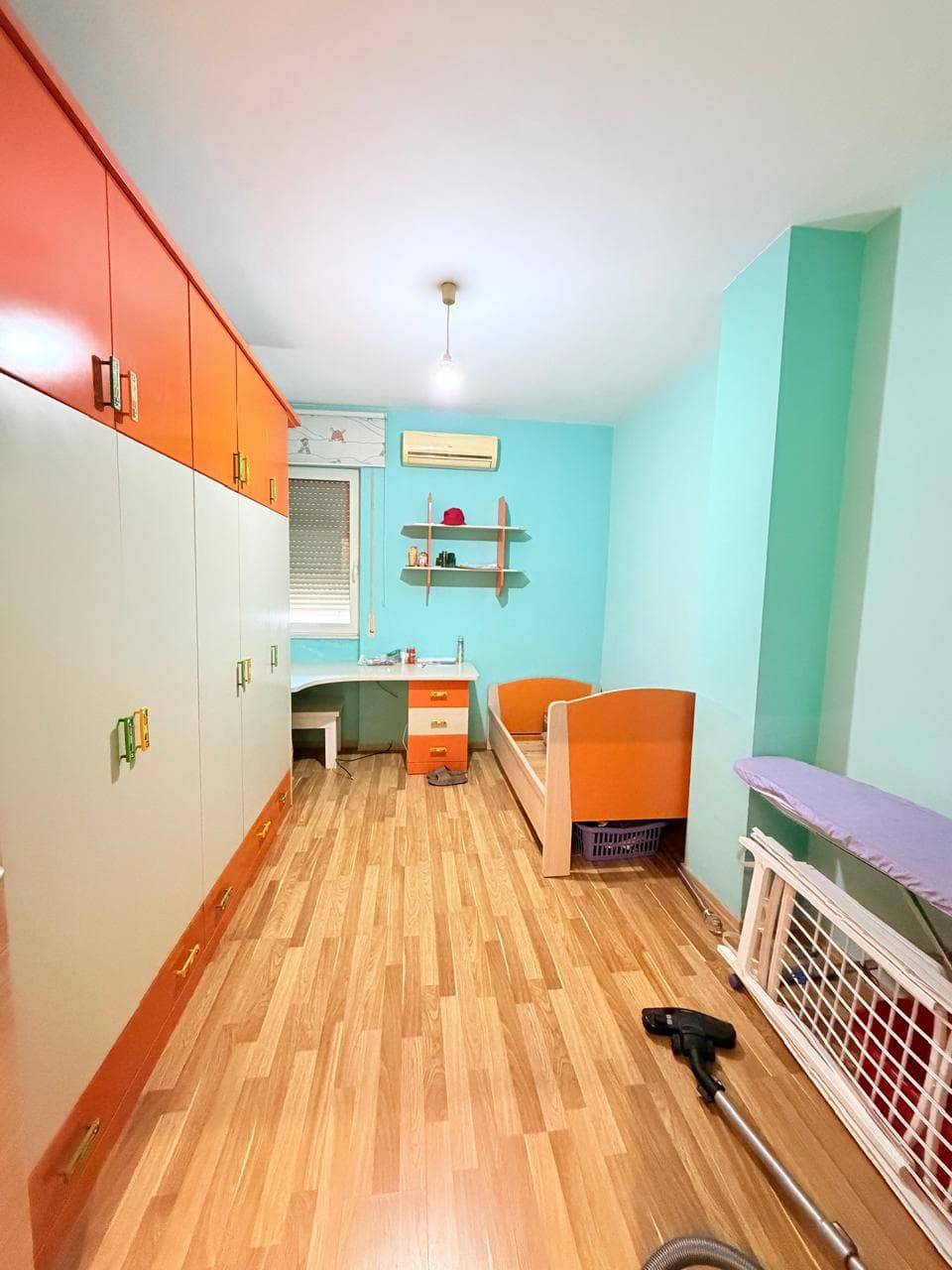 JEPET ME QERA APARTAMENT 2+1 PRANE POSTES, DURRES 3