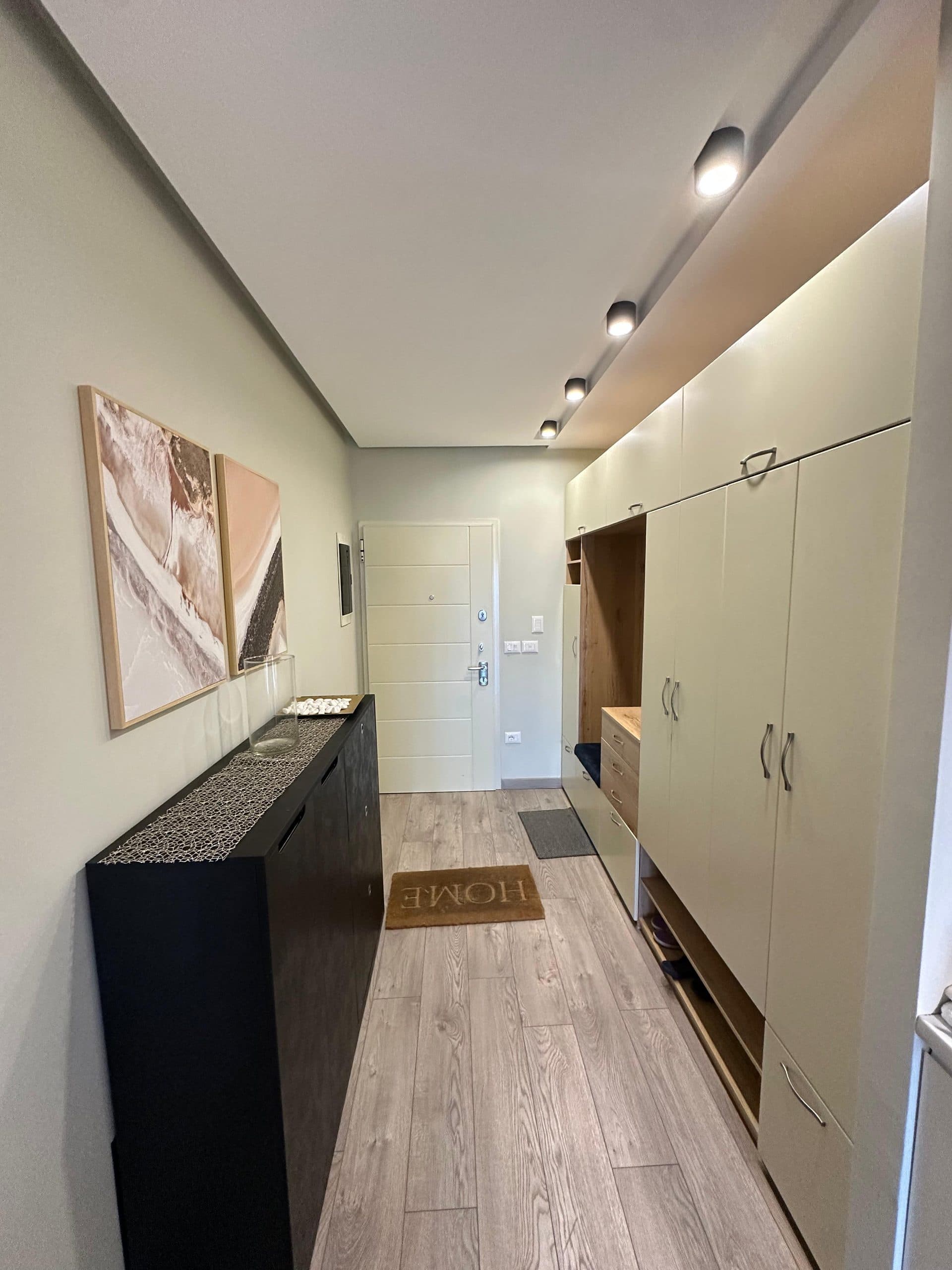 SHITET APARTAMENT 2+1+3 BALLKONE, PRANE DEGES, DURRES.