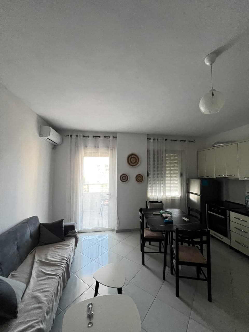 JEPET ME QERA APARTAMENT 1+1 PRANE OLIVIA HILL, GOLEM 2
