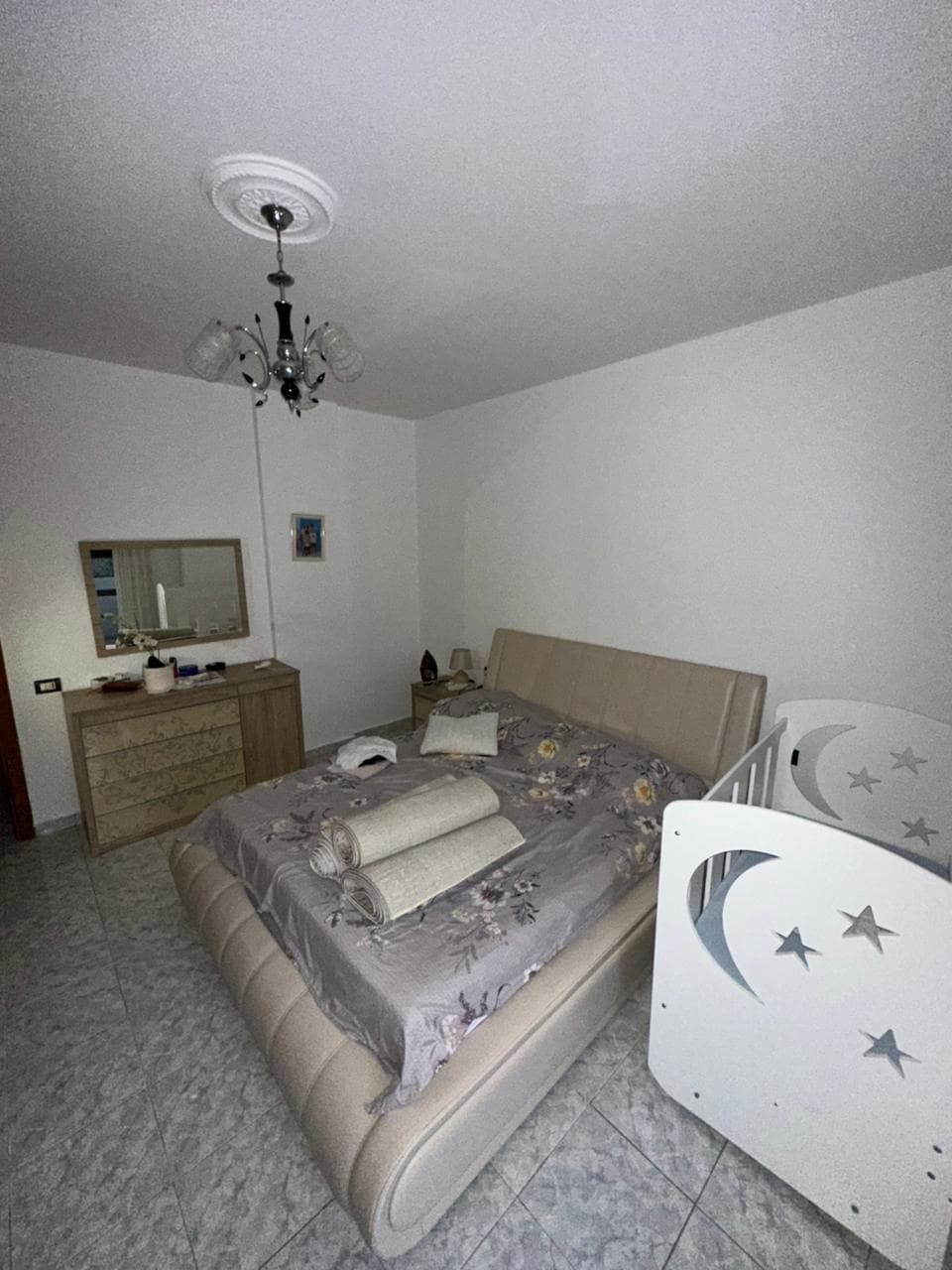 JEPET ME QERA APARTAMENT 2+1+GARAZH, PRANE FABRIKES SE TULLES, DURRES. 3