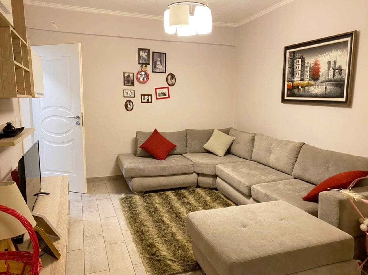 SHITET APARTAMENT 2+1 PRANE MUZEUT TE DESHMOREVE,DURRES. 2
