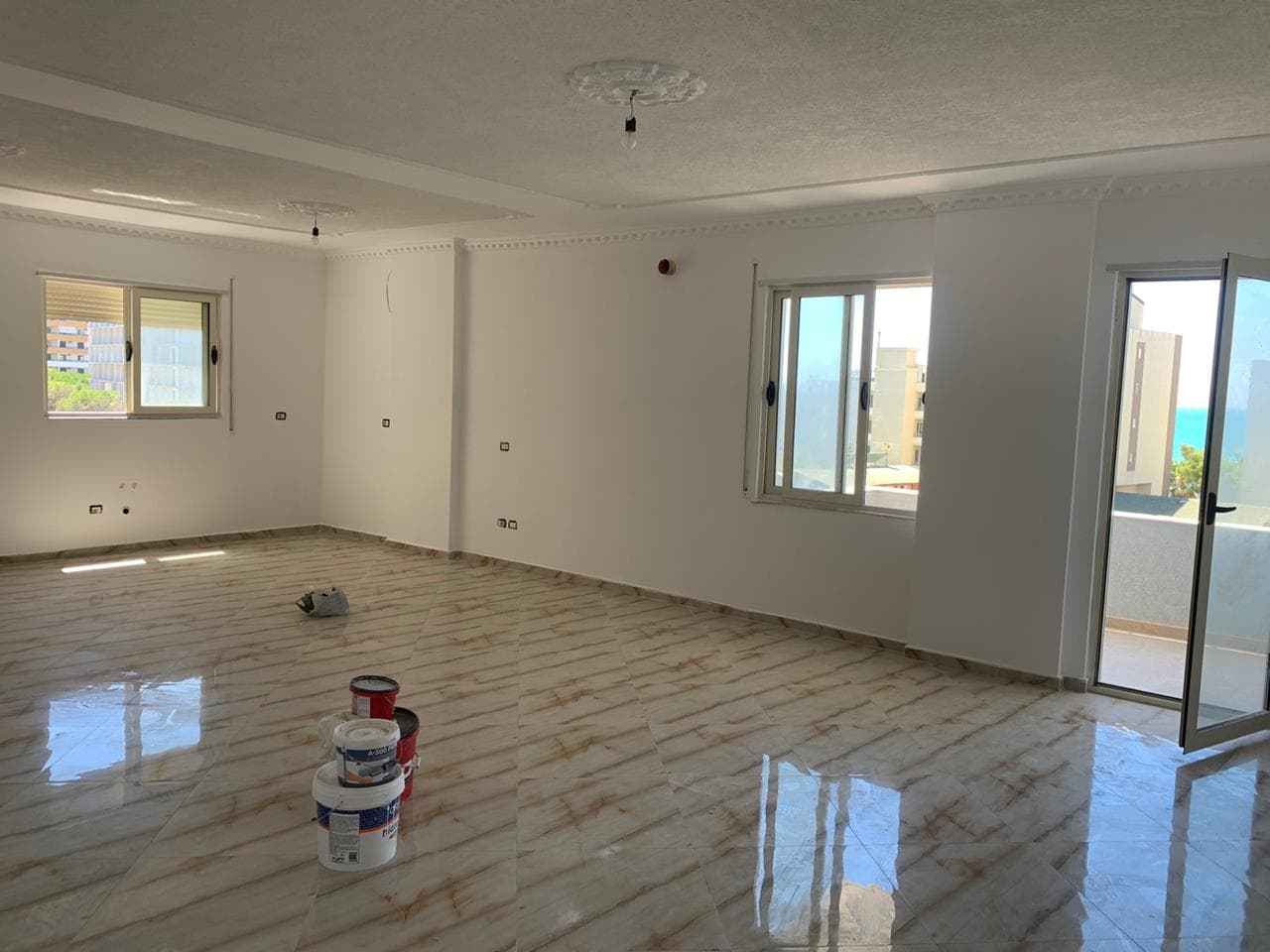 SHITET APARTAMENT 2+1 TE SHKEMBI I KAVAJES!