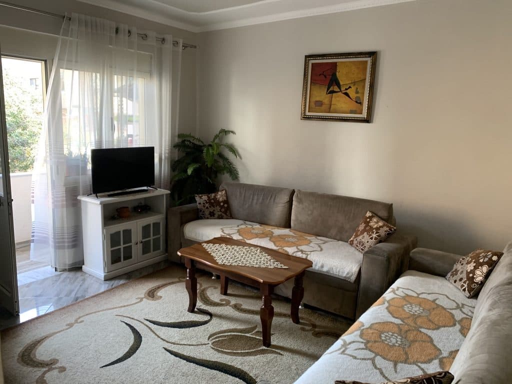 SHITET APARTAMENT 1+1 PRANE DEGES POLICISE,DURRES!