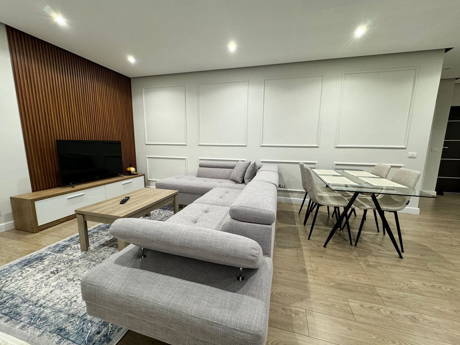 JEPET ME QERA APARTAMENT 2+1, VILA E ZOGUT, DURRES. 2