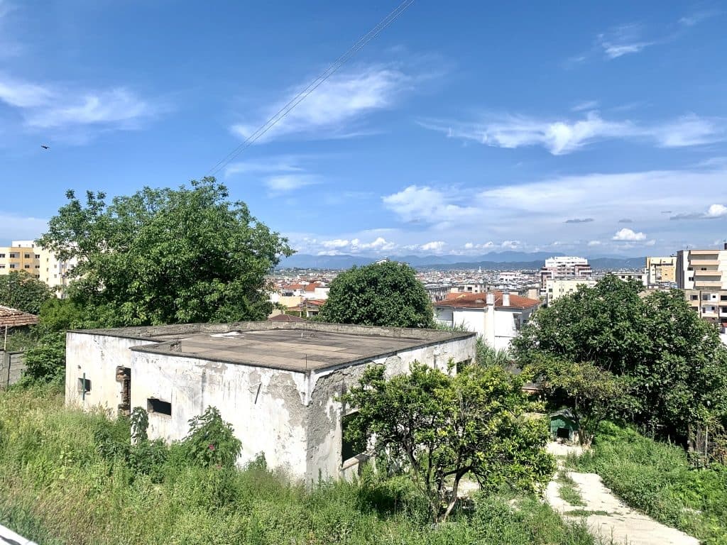 SHITET TRUALL PRANE SPITALIT RAJONAL,DURRES!