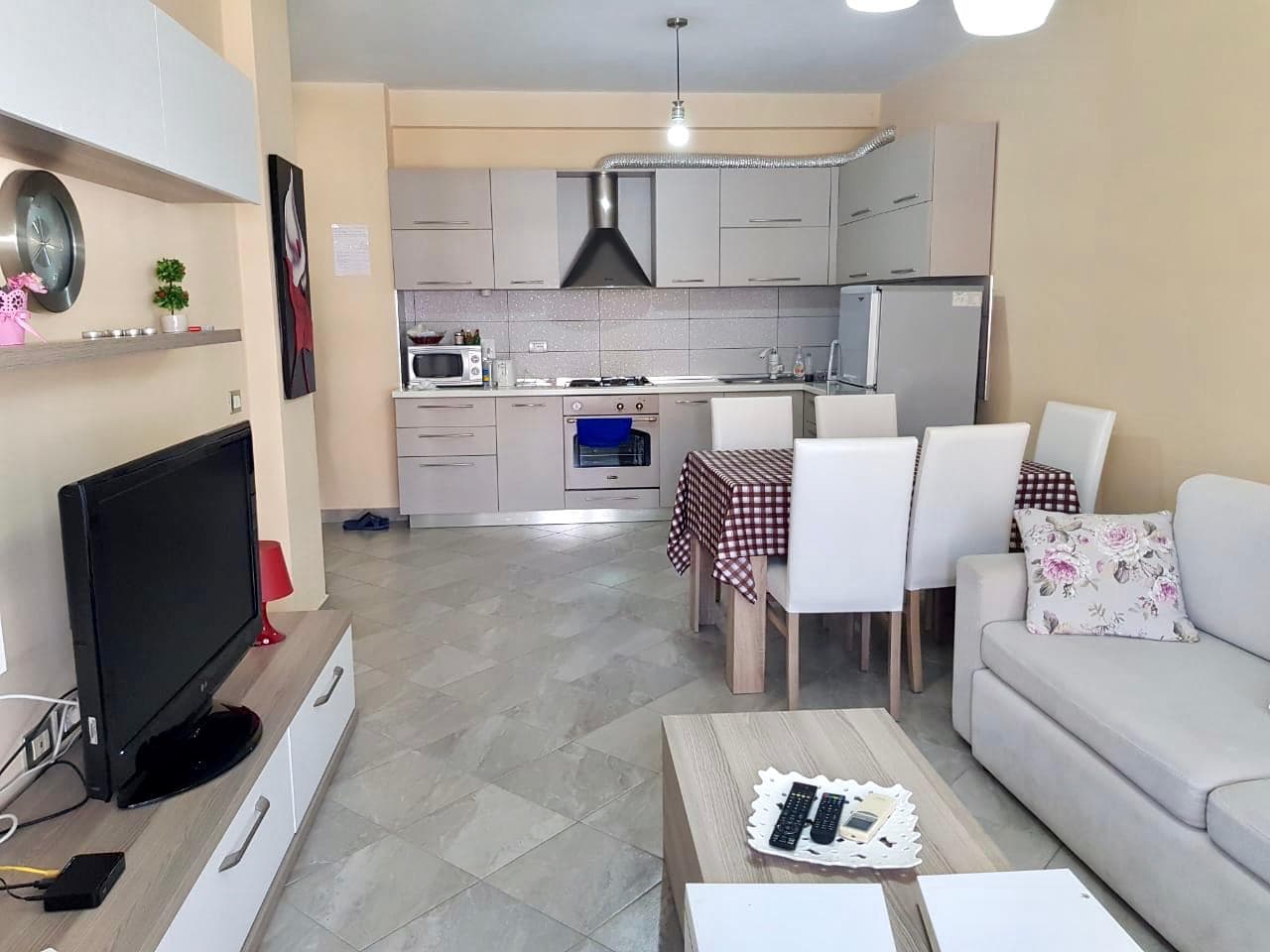 JEPET ME QERA APARTAMENT 1+1 PRANE ZANZI BAR, PLAZH, DURRES.