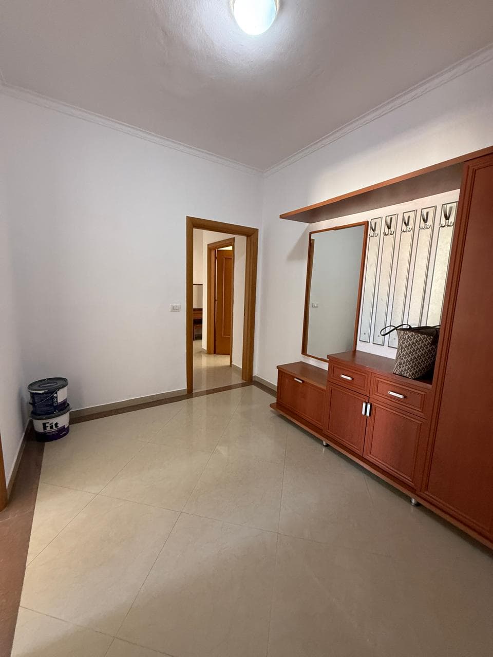 JEPET ME QERA APARTAMENT 2+1 TEK KAZAZI DURRES 4