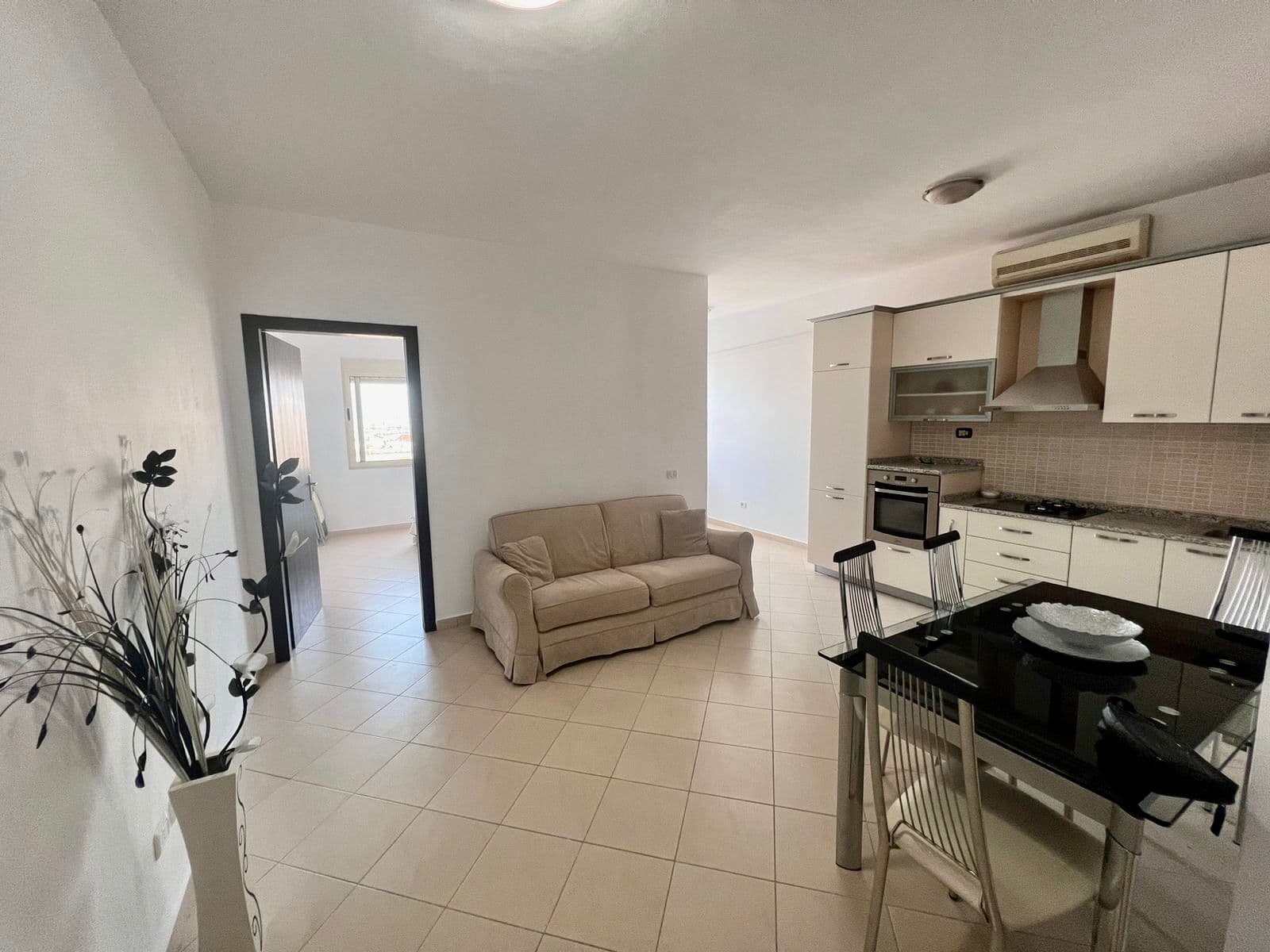 SHITET APARTAMENT 1+1 PRANE KAZAZIT, DURRES.
