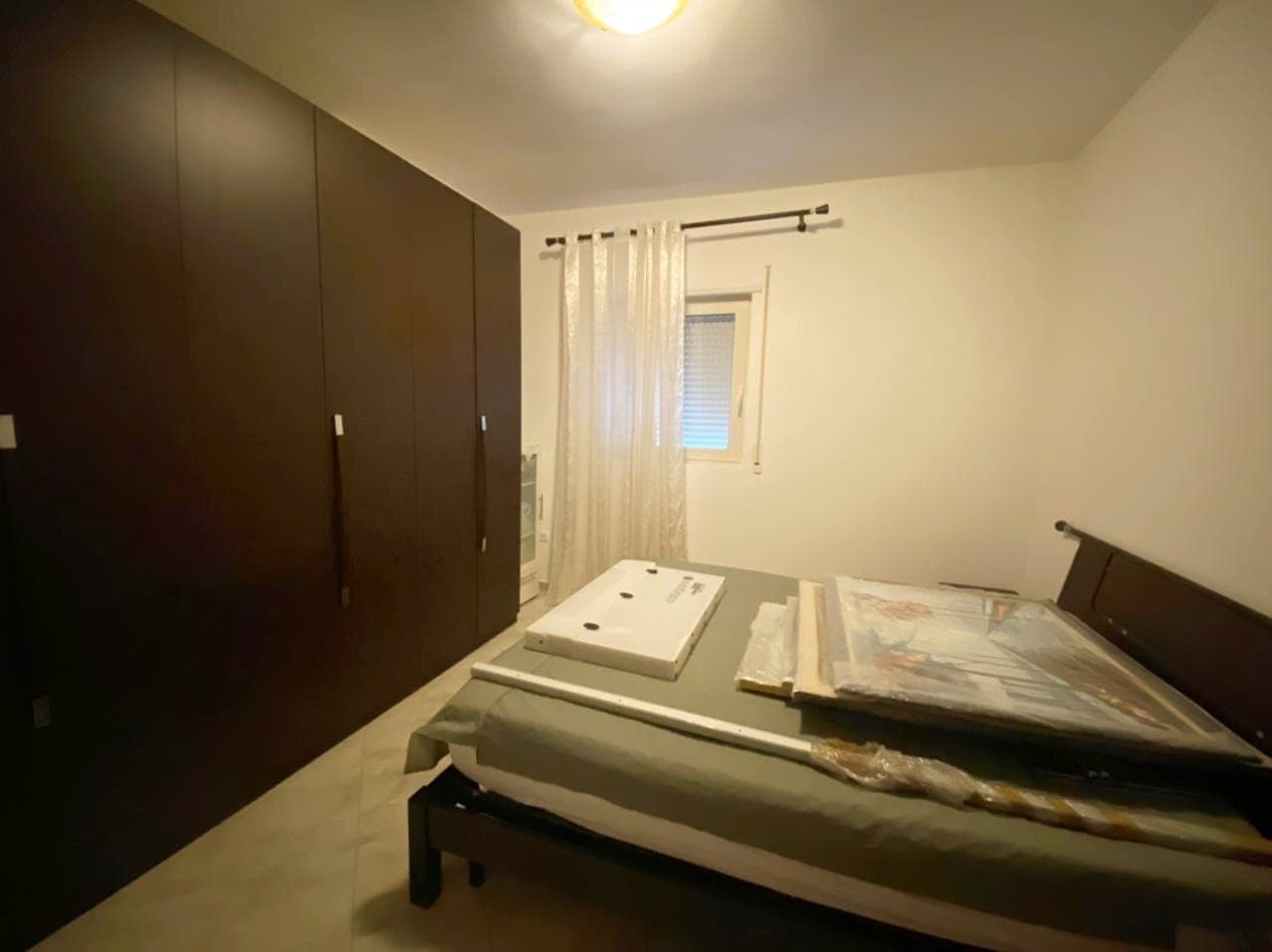 SHITET APARTAMENT 1+1 PRANE UJESJELLSIT,LAGJA 17, DURRES. 3