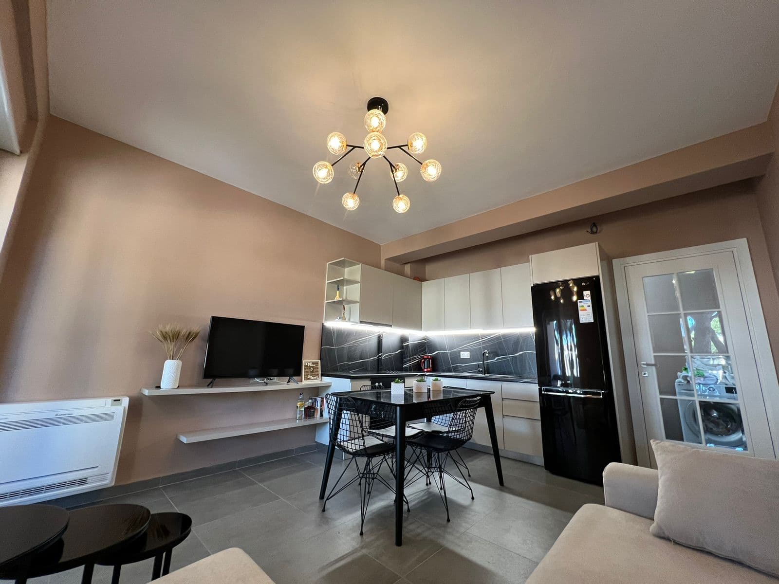 SHITET APARTAMENT 1+1 GOLEM, DURRES.