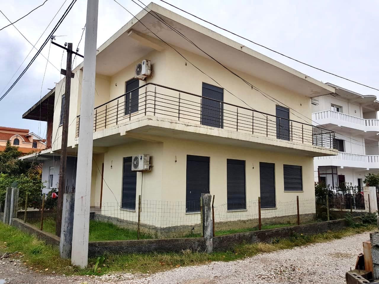 SHITET SHTEPI PRIVATE 2 KATESHE PRANE ROTONDOS SE SHKOZETIT,DURRES.