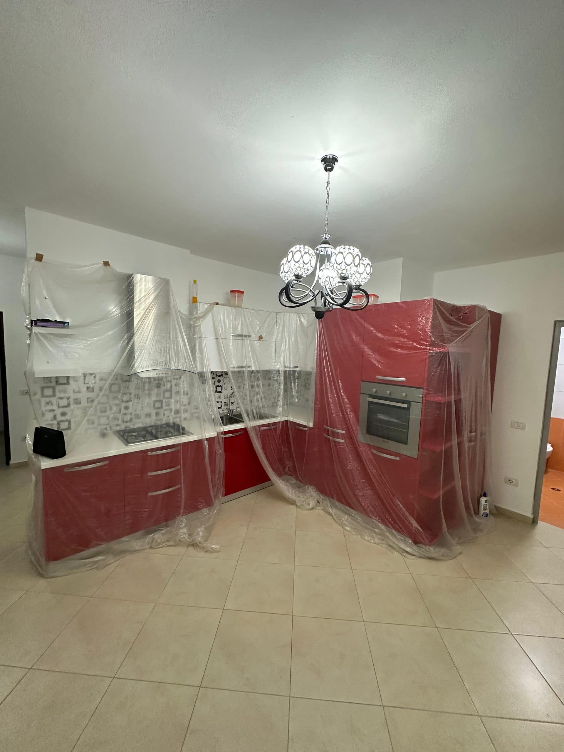 SHITET APARTAMENT 1+1, PRANE UJESJELLSIT, DURRES. 2