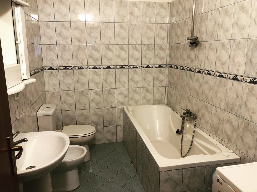 SHITET APARTAMENT MEPAMJE NGA DETI NE VOLLGA,DURRES! 2