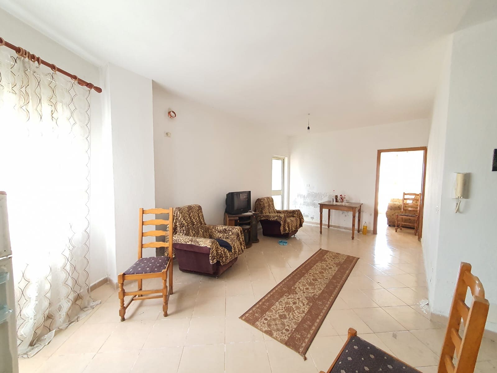 SHITET APARTAMENT 1+1+VERANDE PRANE KOPSHTIT SOTIR NOKA,DURRES.