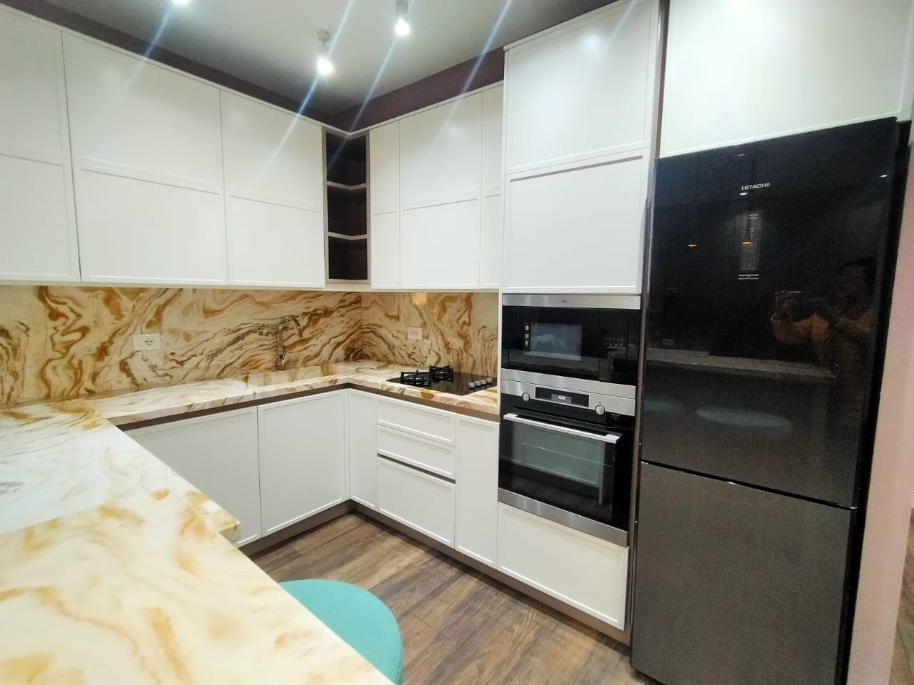 JEPET ME QERA APARTAMENT 2+1 PRANE GJYKATES, DURRES 3