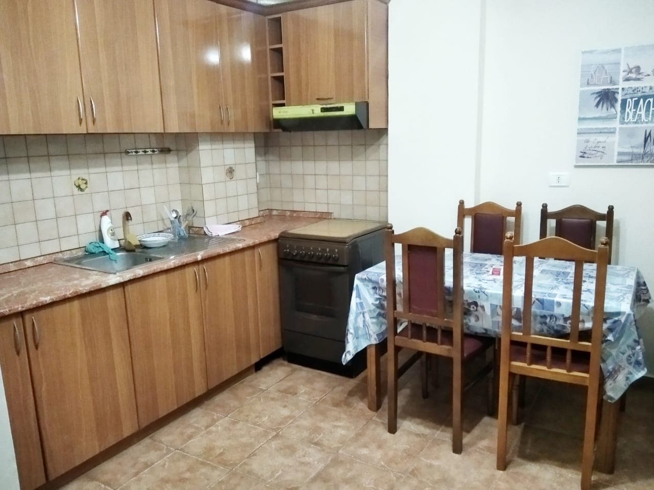 SHITET APARTAMENT 1+1 PRANE HOTEL FLORIDA,PLAZH,DURRES. 3