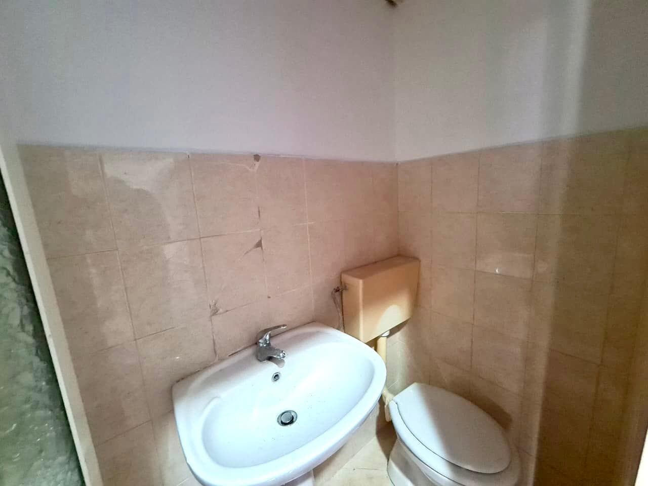 SHITET AMBIENT BIZNESI PRANE ISH RAJONIT TE POLICISE, DURRES. 2