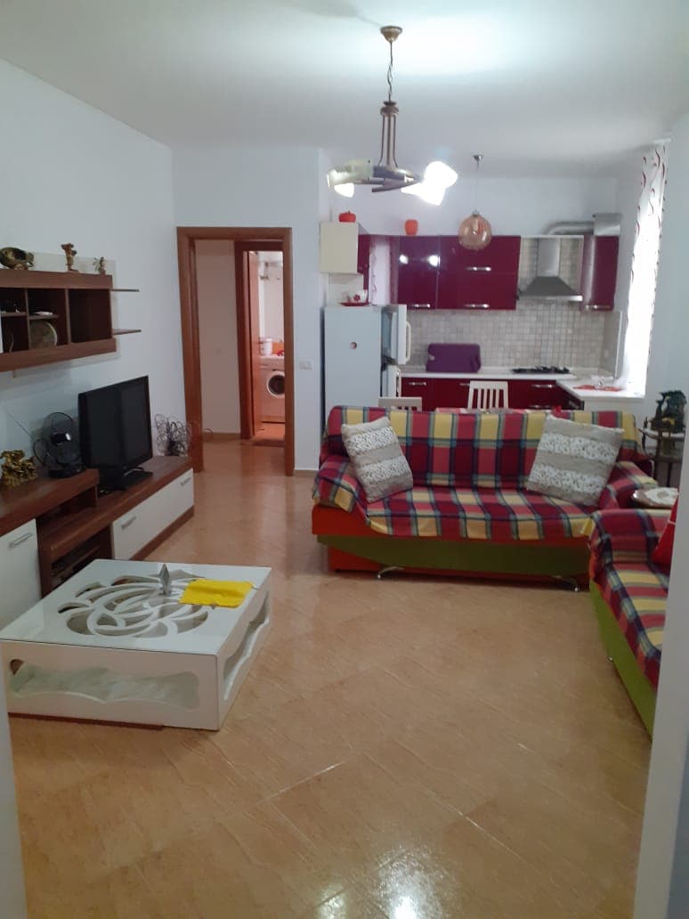 SHITET APARTAMENT 3+1 PRANE KOPSHTIT SOTIR NOKA,DURRES.