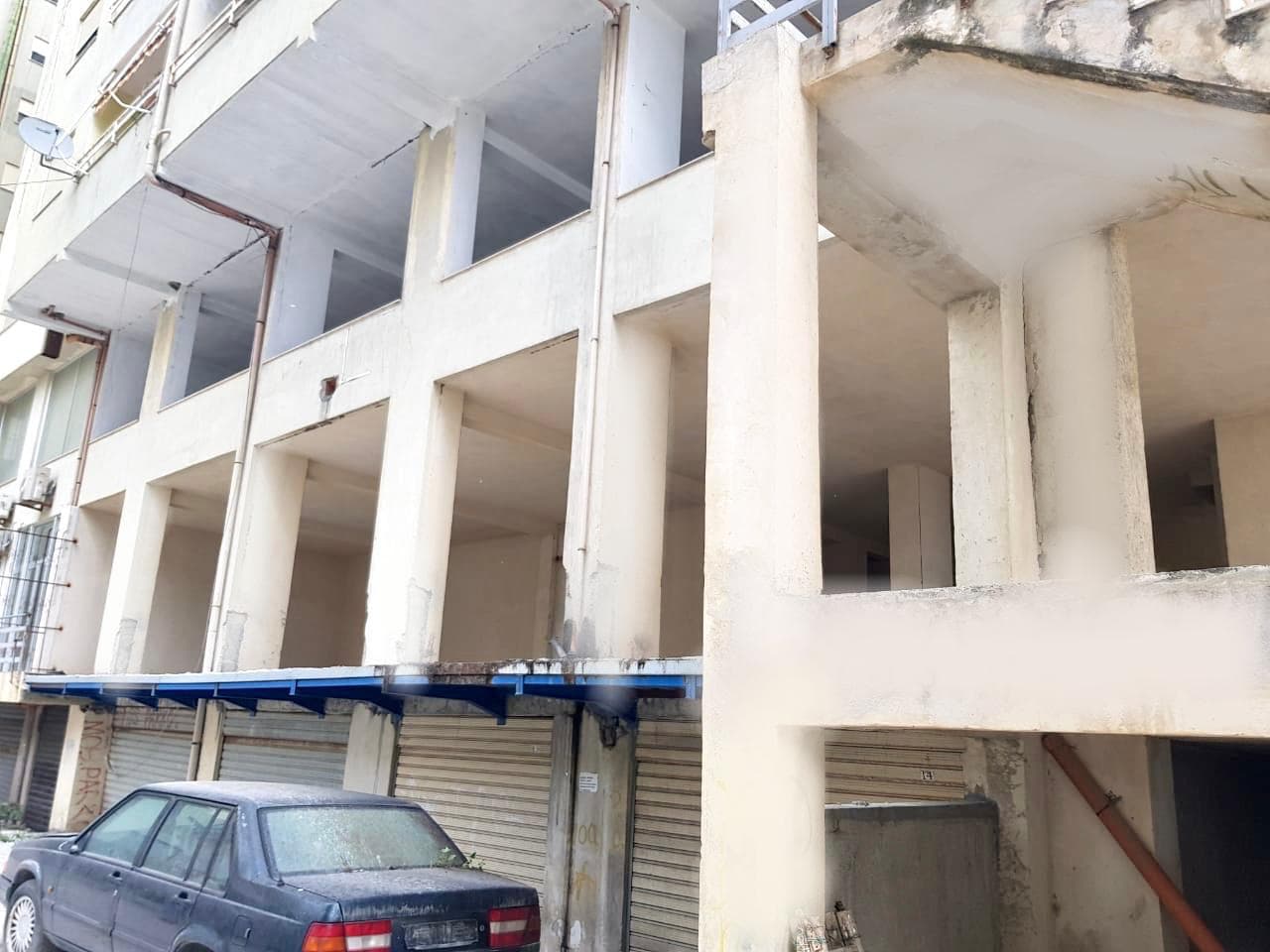 JEPET ME QERA AMBIENT BIZNESI PRANE SFINKSIT, VOLLGA, DURRES. ( Me mundesi rikonstruksioni nga pronaret ) 2