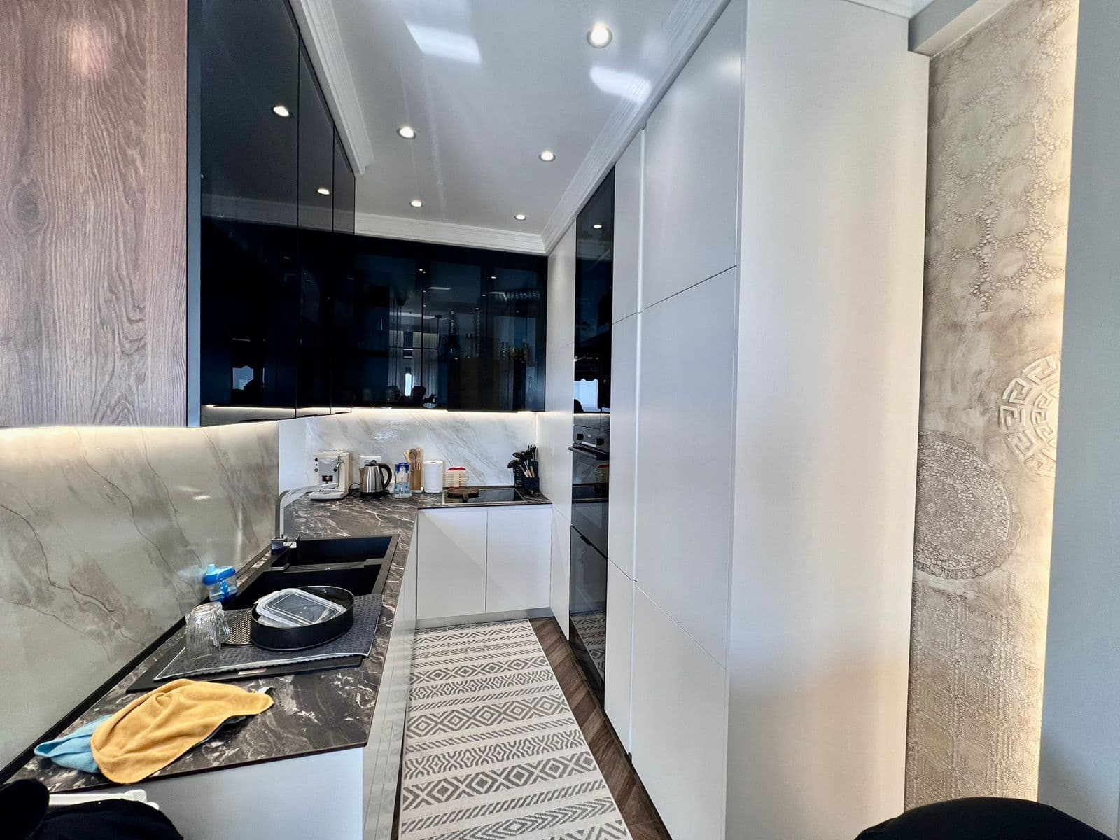 SHITET APARTAMENT 2+1 + GARAZH PRANE VILES ZOGUT, DURRES. 3