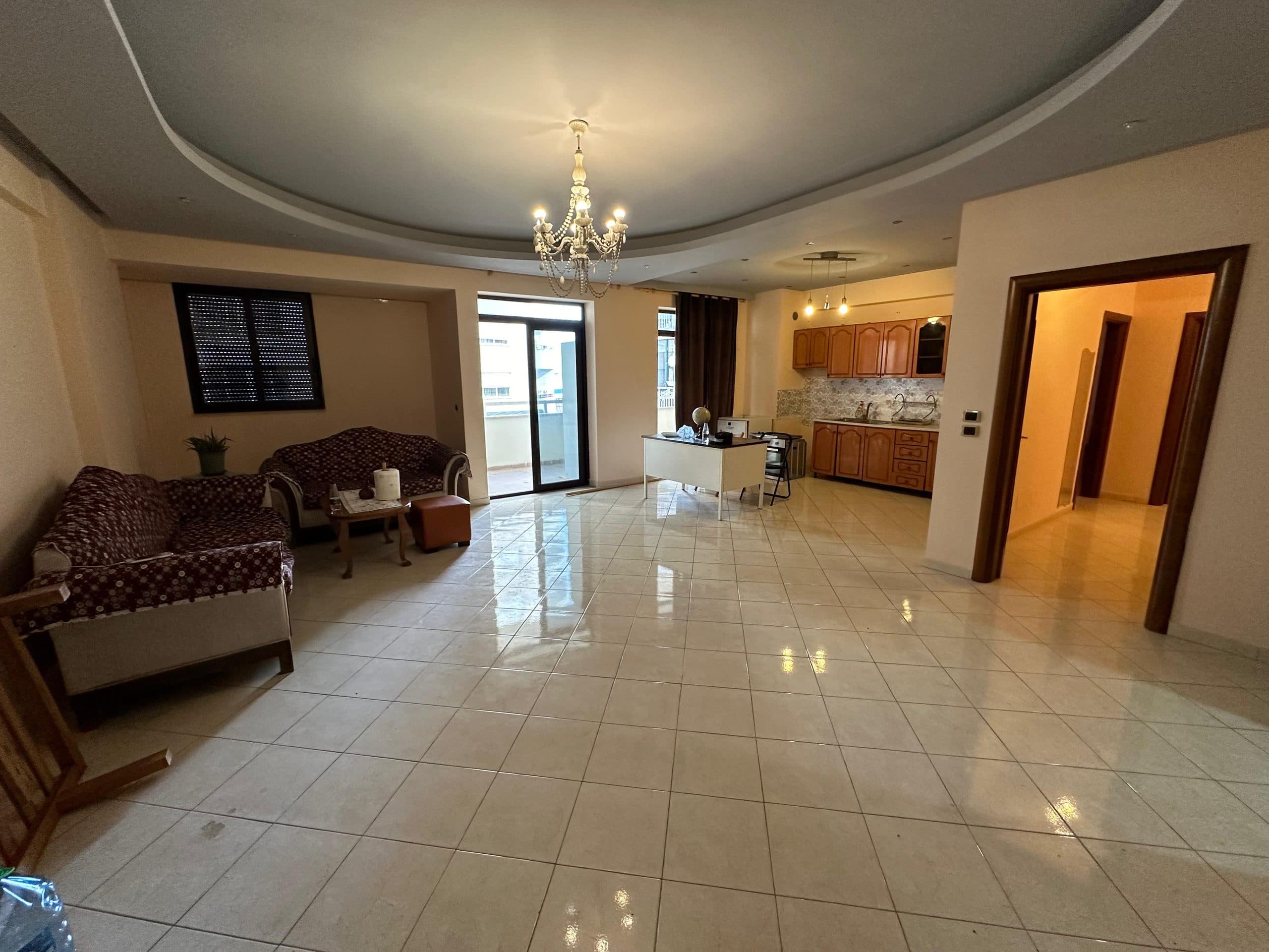 SHITET APARTAMENT 3+1, RRUGA RE E PORTIT, DURRES.