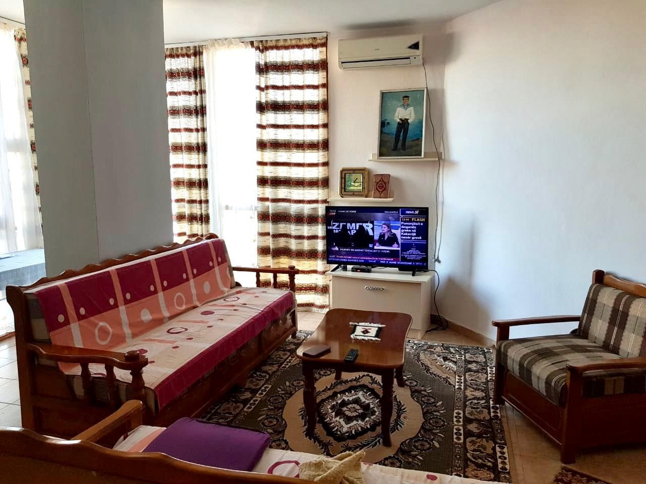SHITET APARTAMENT 1+1 ,MBRAPA SHKOLLES BAJRAM CURRI, PLAZH, DURRES.