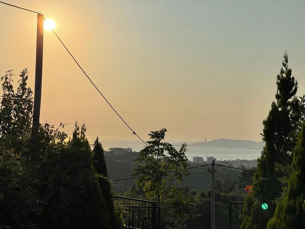 SHITET SHTEPI PRIVATE PRANE KODRES SE KUAJVE,DURRES .