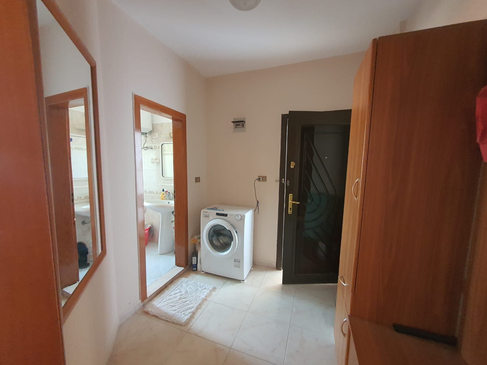 SHITET APARTAMENT 1+1 PRANE KOMPLEKSI VIENNA, GOLEM,DURRES. 4