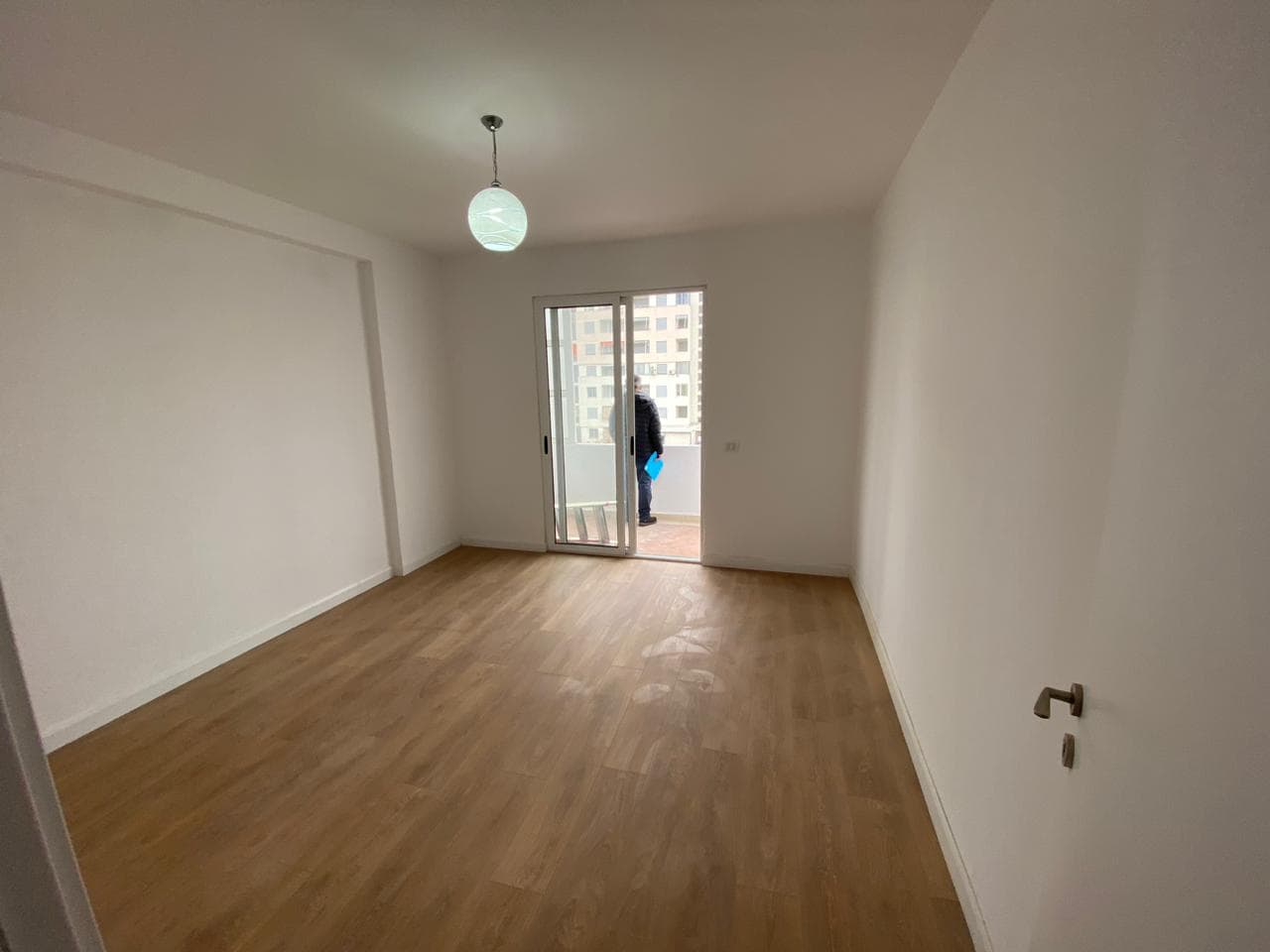 SHITET APARTAMENT 3+1+2, PRANE ISH URT, DURRES 4
