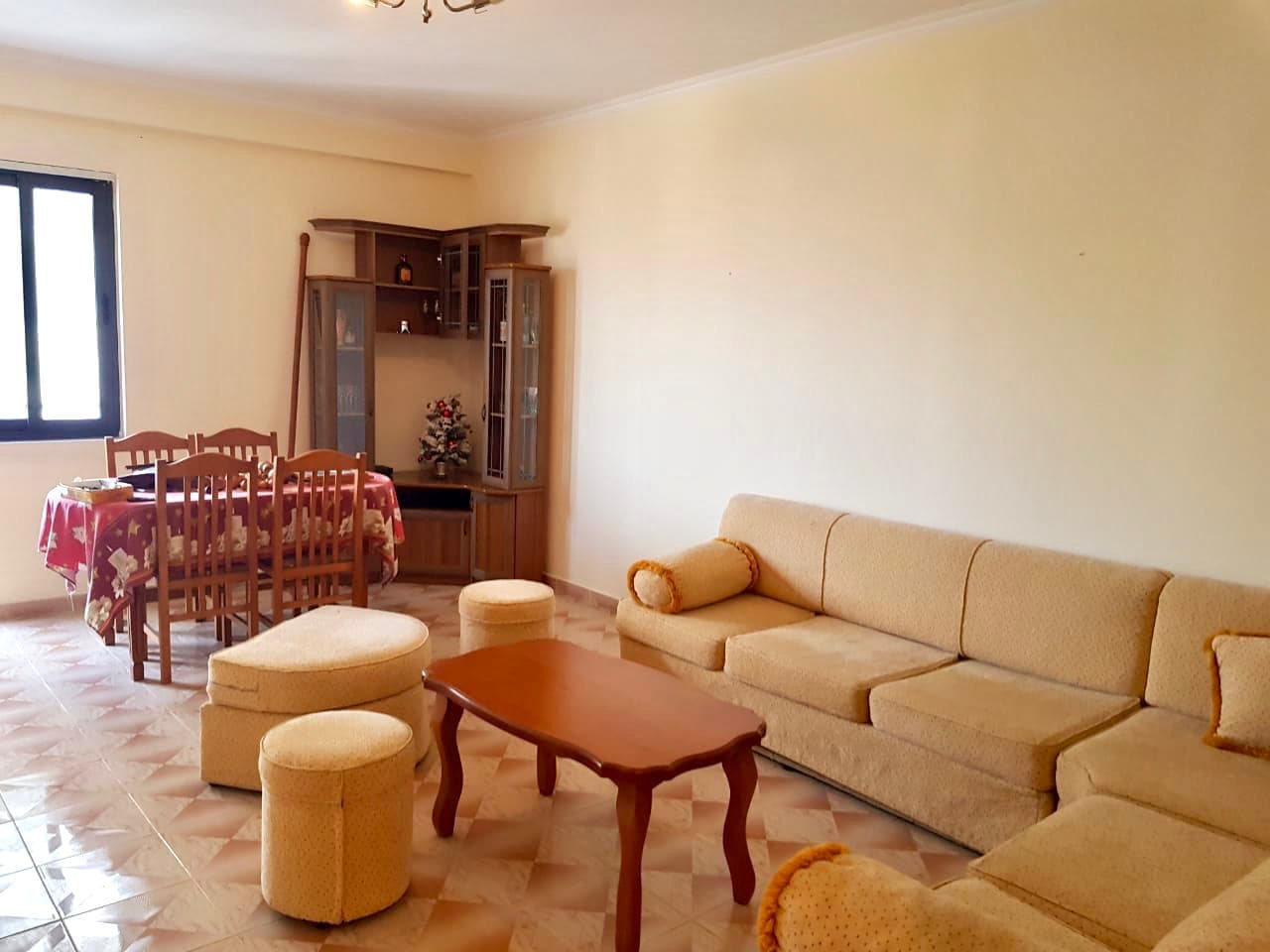 JEPET ME QERA APARTAMENT 3+1 LAGJA 16 ,PRANE KAZAZIT , DURRES.