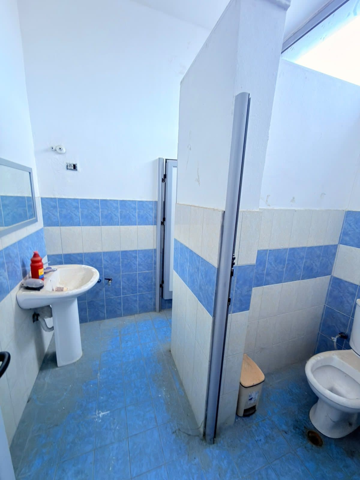 JEPET ME QERA KAPANON NE ZONEN E SHKOZETIT, DURRES 3