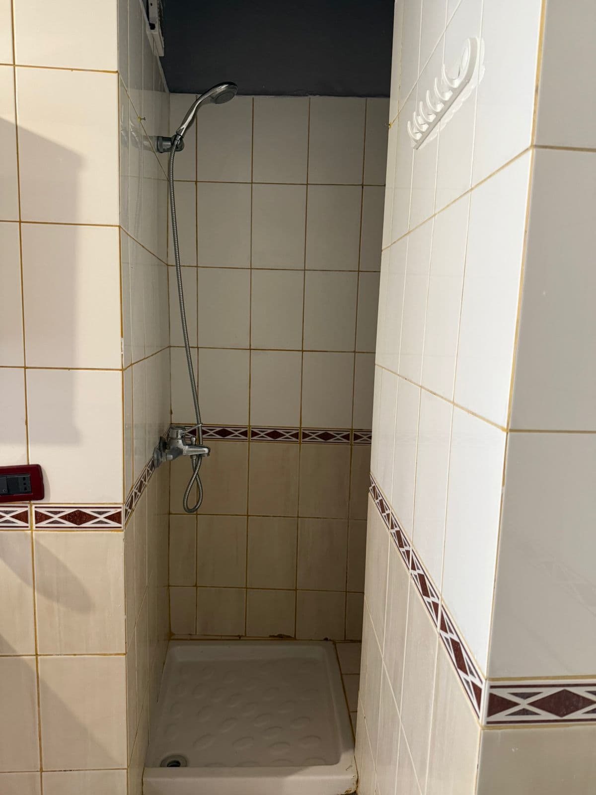 JEPET ME QERA APARTAMENT 1+1 VOLLGA, DURRES