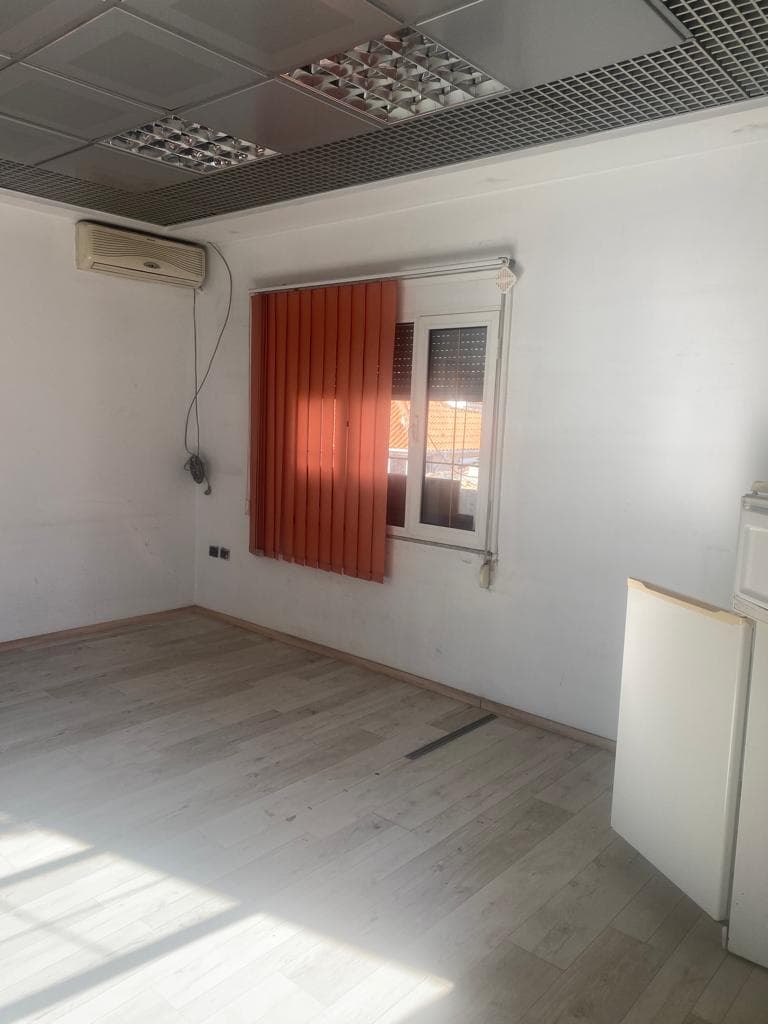 JEPET ME QERA AMBIENT BIZNESI PRANE BASHKISE, DURRES.