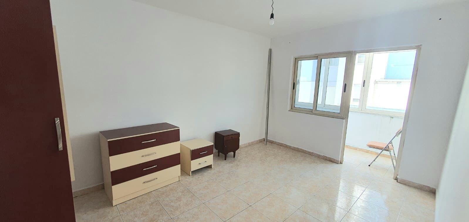 SHITET APARTAMENT 2+1 PRANE MARKATES ,DURRES. 2