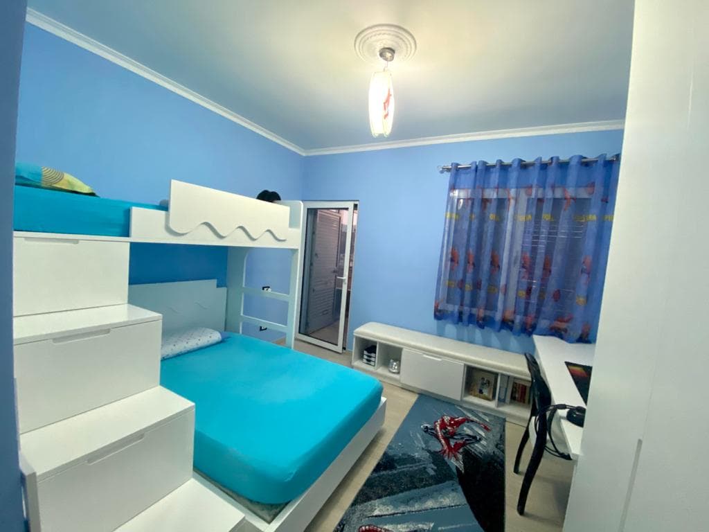 SHITET APARTAMENT 3+1 LAGJA 17, RRUGA JAHJA BALLHYSA ,DURRES. 4