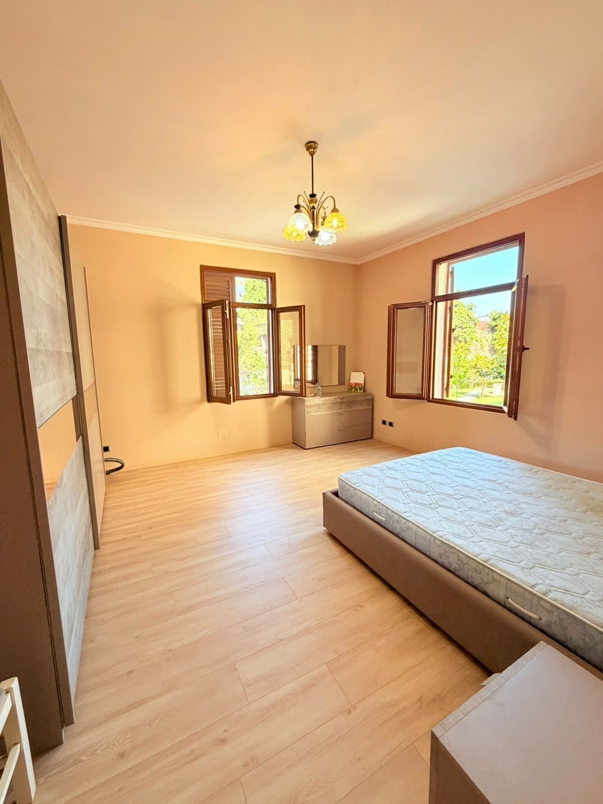 JEPET ME QERA APARTAMENT 3+1+2 PRANE ALBANIAN COLLEGE, DURRES 4