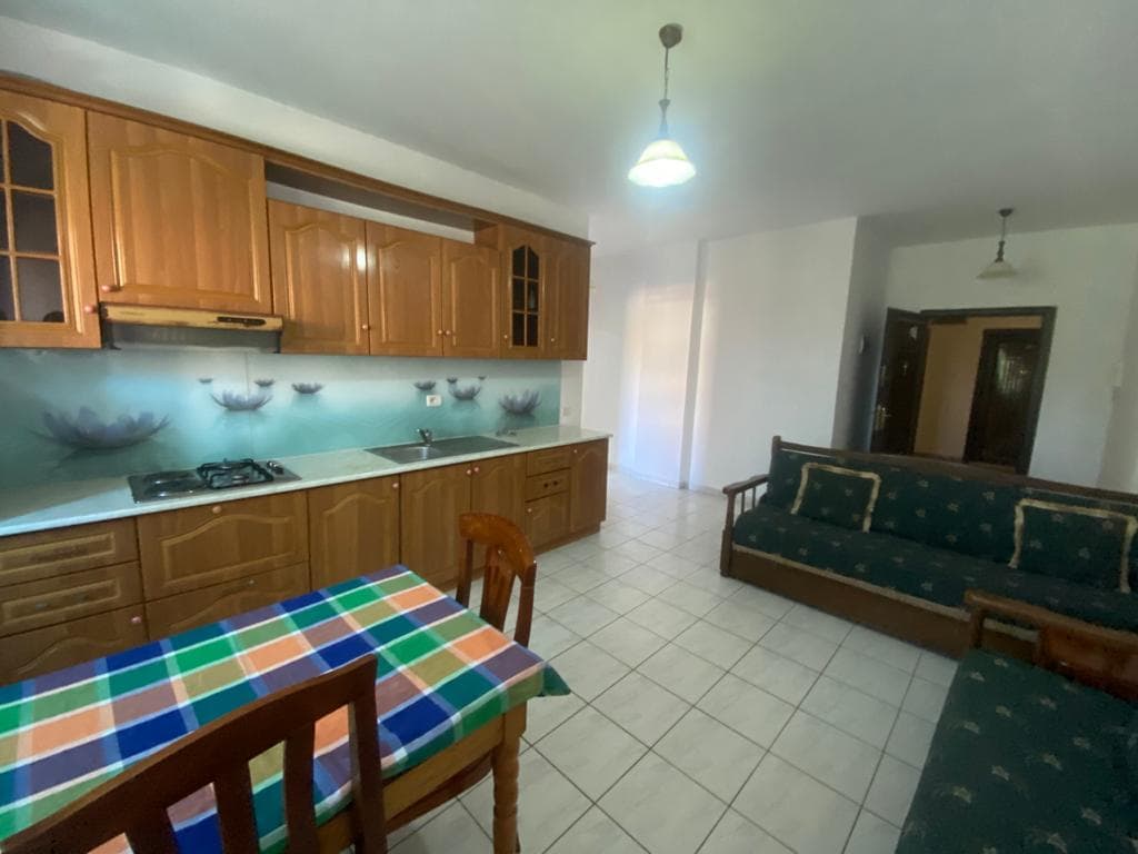 SHITET APARTAMENT 1+1 PRANE MAJESTIC, SHKEMBI I KAVAJES, DURRES.