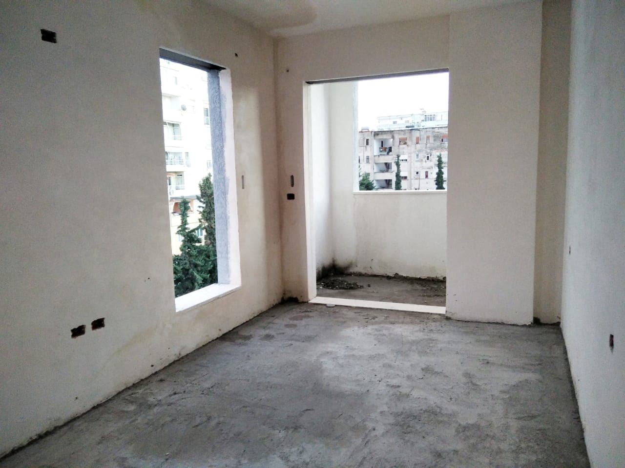 SHITET APARTAMENT 2+1 PERBALL SHKOLLES 2 GJELAT, DURRES . 4