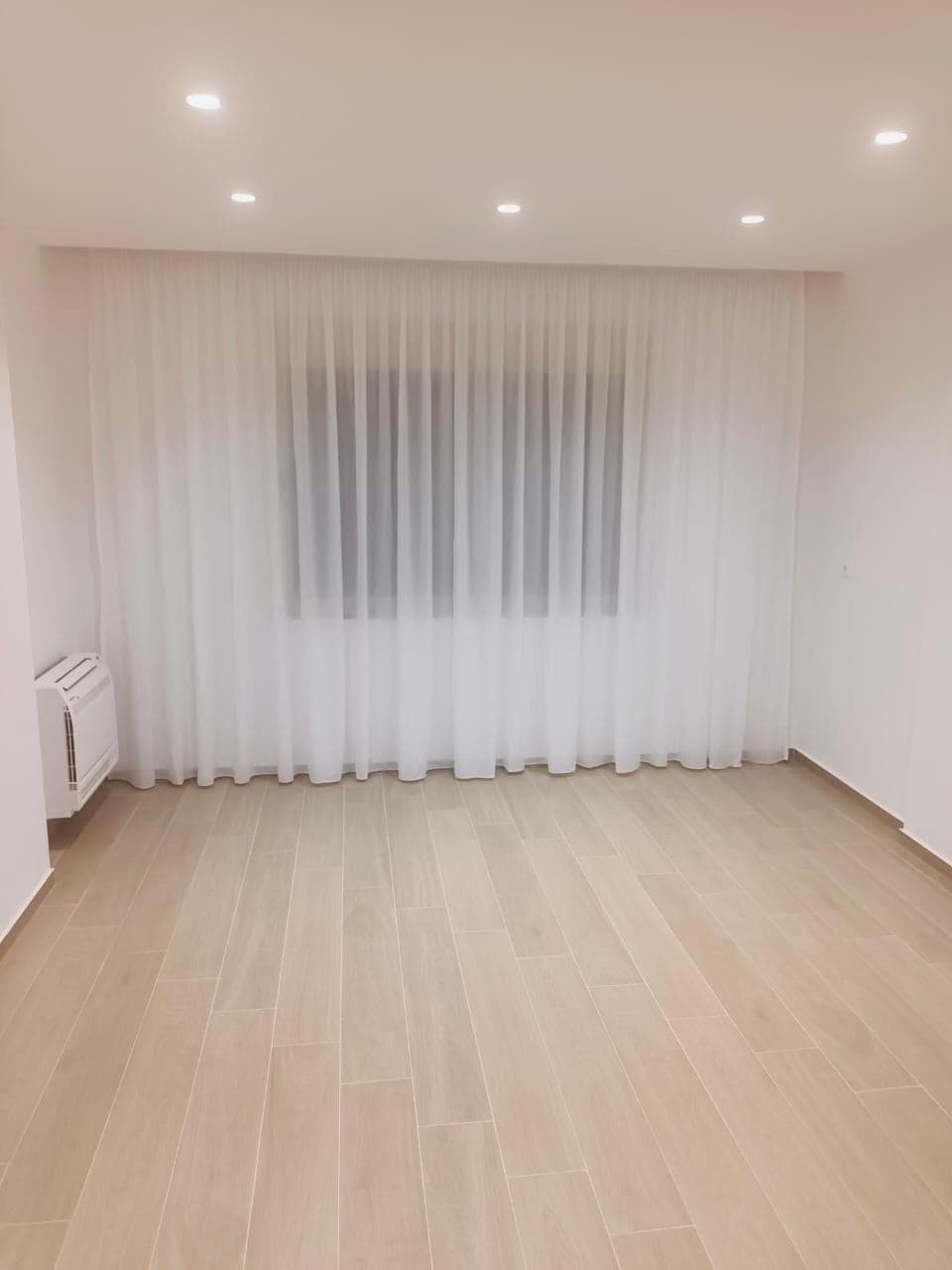 JEPET ME QERA APARTAMENT 2+1 NE ZONEN E PLAZHIT ILIRIA, DURRES