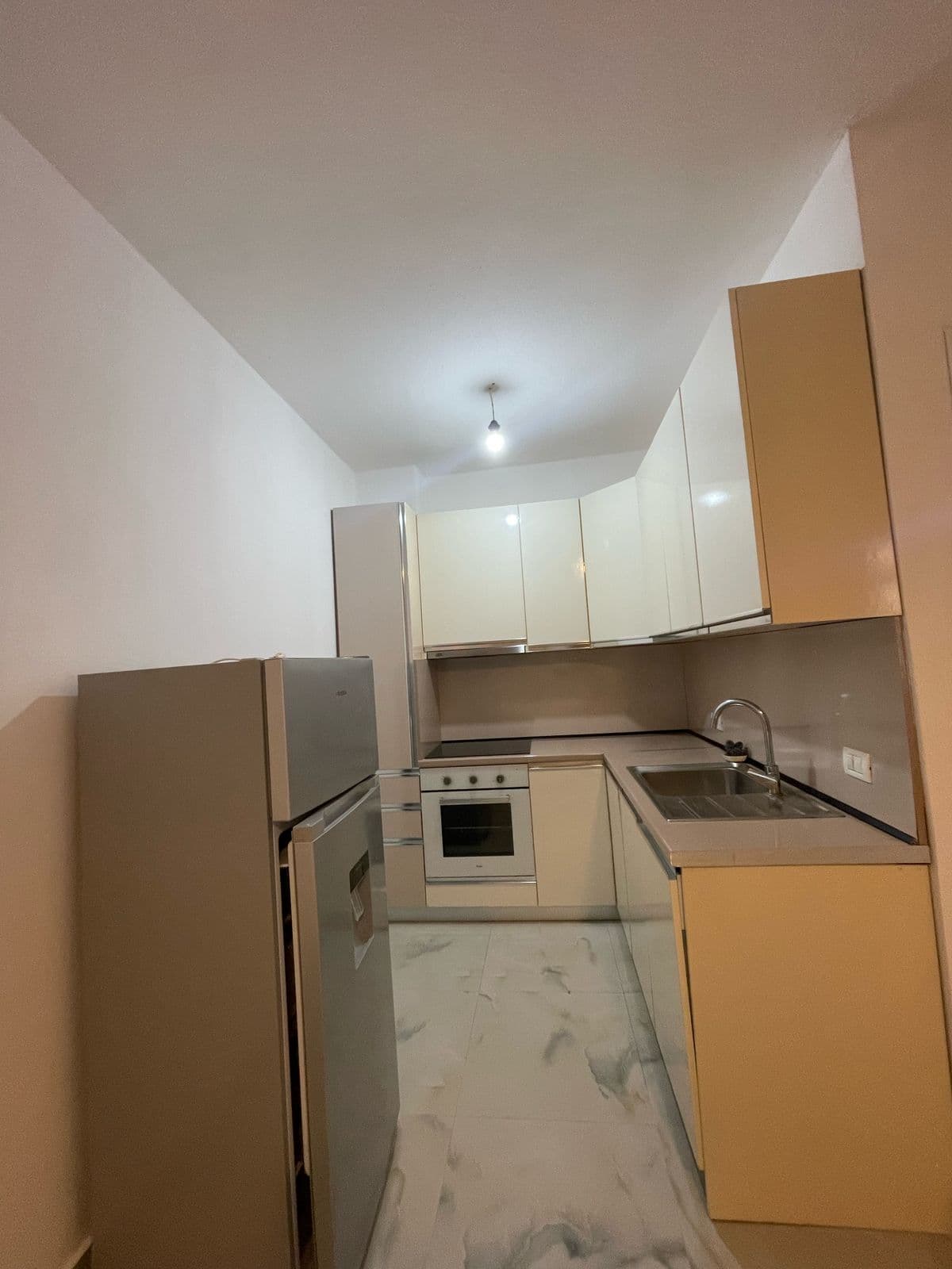 JEPET APARTAMEN ME QERA 1+1 ISH URT , DURRES. 2
