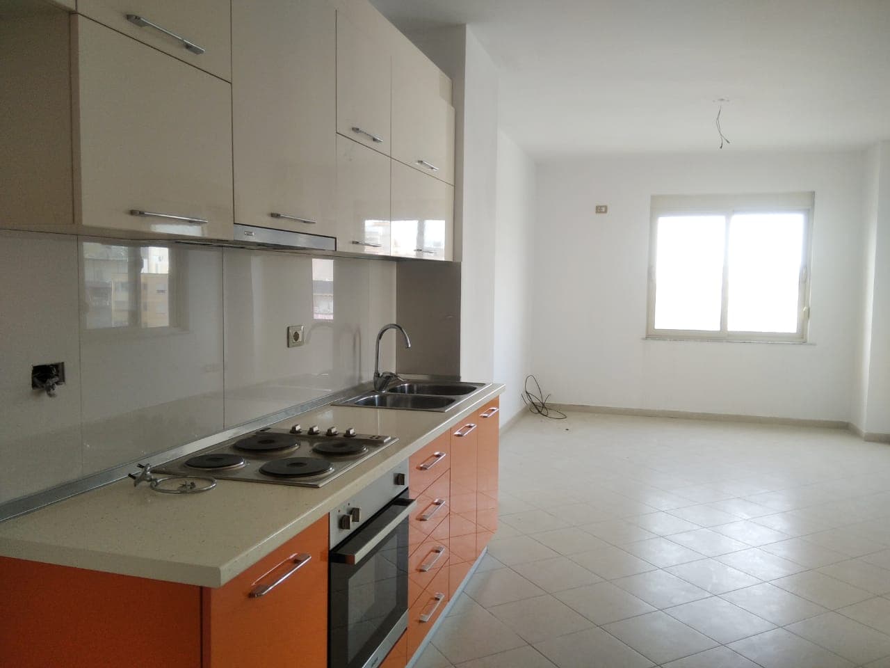 SHITET APARTAMENT 1+1 PRANE ISH RAJONI LAGJA 5,DURRES. 2
