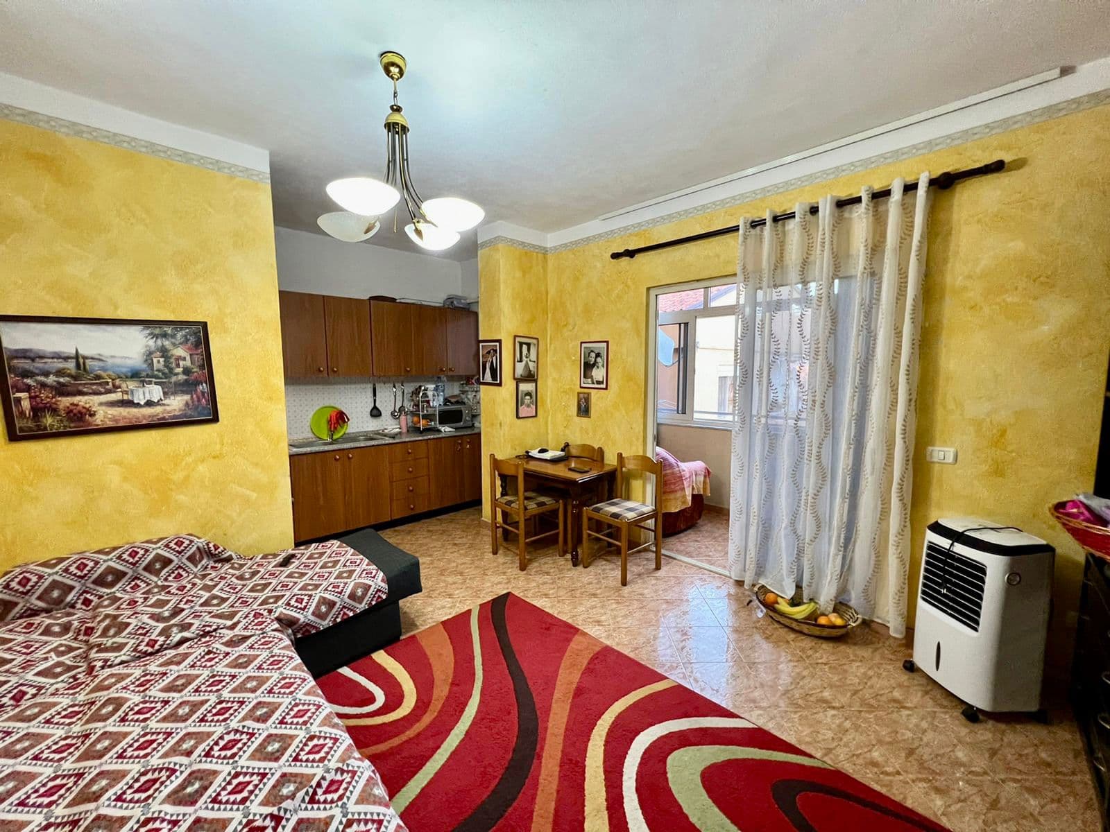 SHITET APARTAMENT 2+1 PRANE RRUGICES KUMINI, QENDER, DURRES. 2