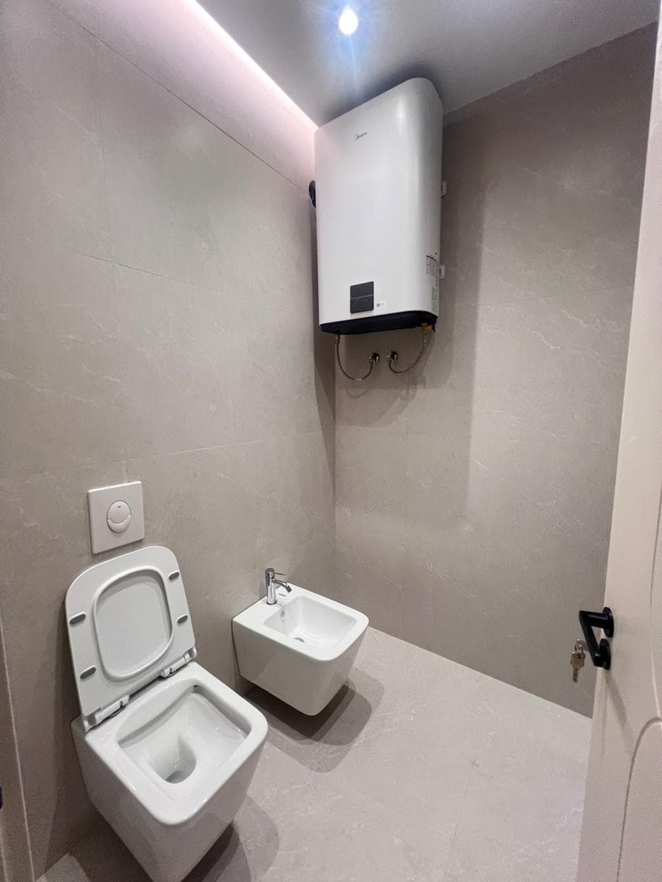 SHITET APARTAMENT 1+1 MALI I ROBIT, KAVAJE