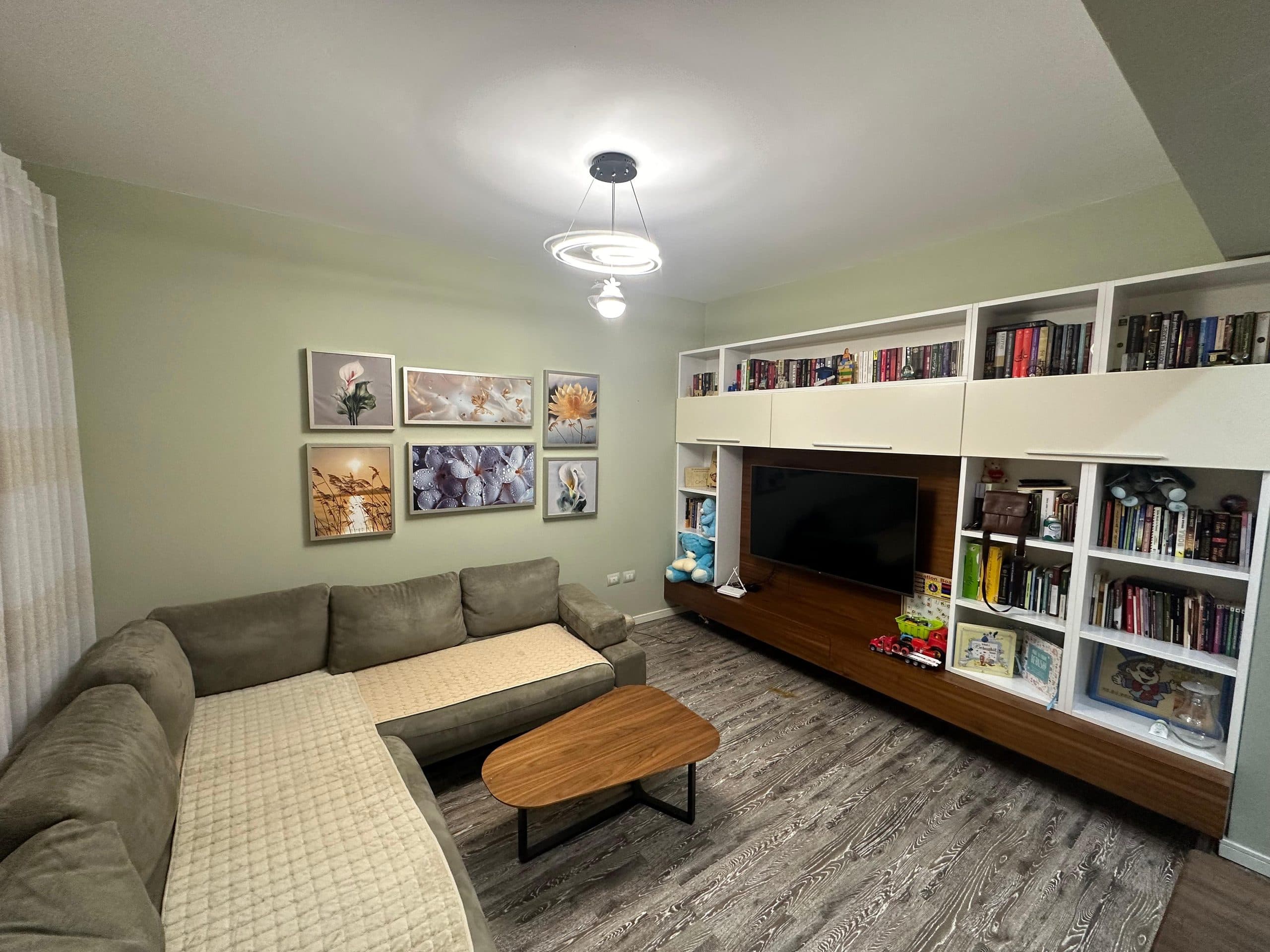 JEPET ME QERA APARTAMENT 1+1, PRANE MUZEUMIT, DURRES.