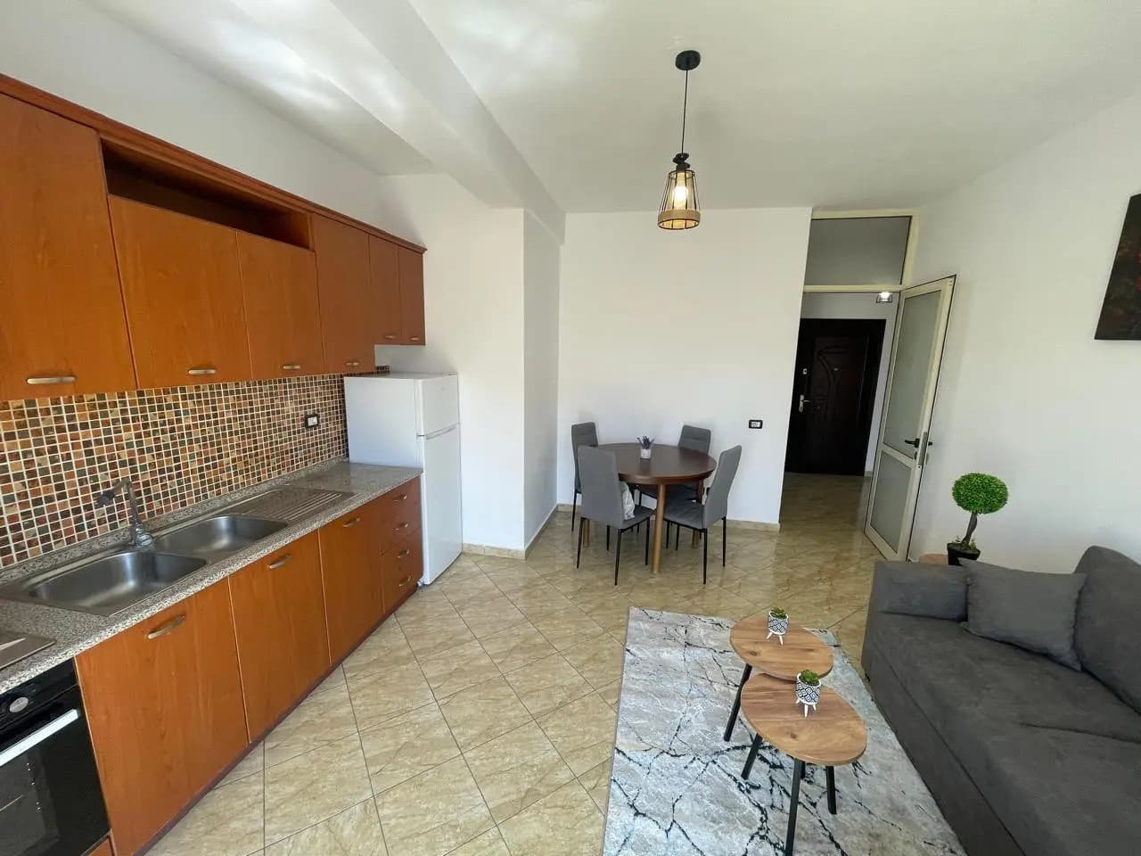 SHITET APARTAMENT 1+1 ZONA KAZAZIT DURRES