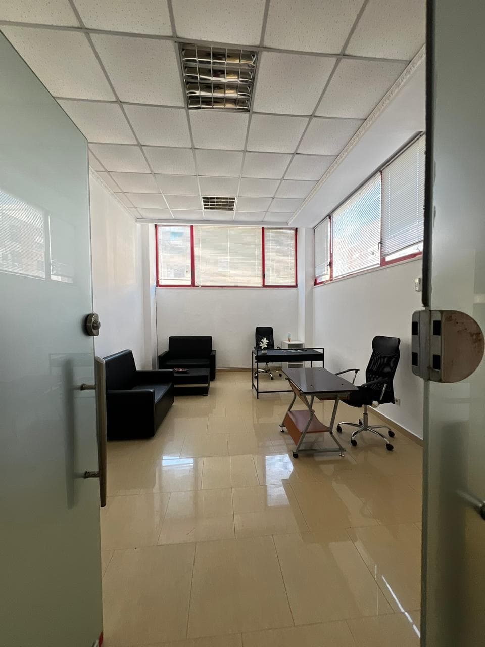 JEPET ME QERA AMBIENT BIZNESI PRANE MUZEUT ARKEOLOGJIK NE VOLLGA, DURRES 3