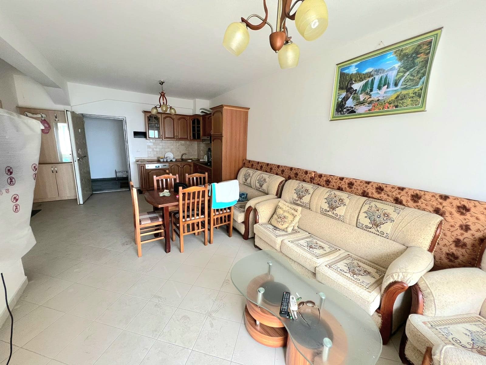 SHITET APARTAMENT 1+1 ME PAMJE NGA DETI,PRANE URES SE DAJLANIT,PLAZH,DURRES. 3